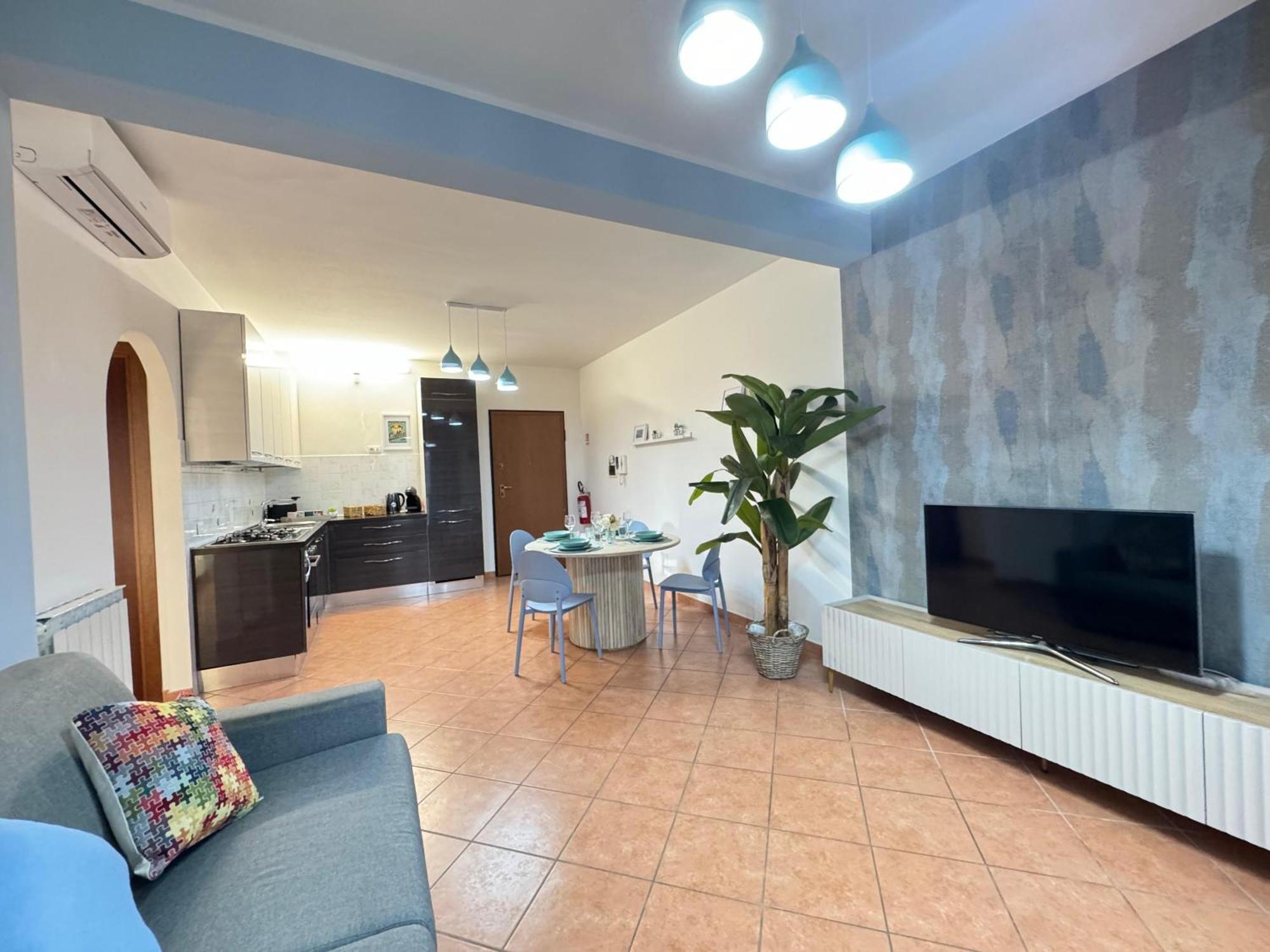 Casa Letizia Apartment ลาดิสโปลี ภายนอก รูปภาพ